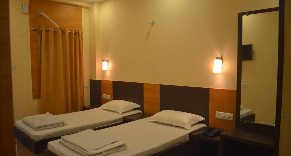 C.P.Grand Hotel, Nawada 5